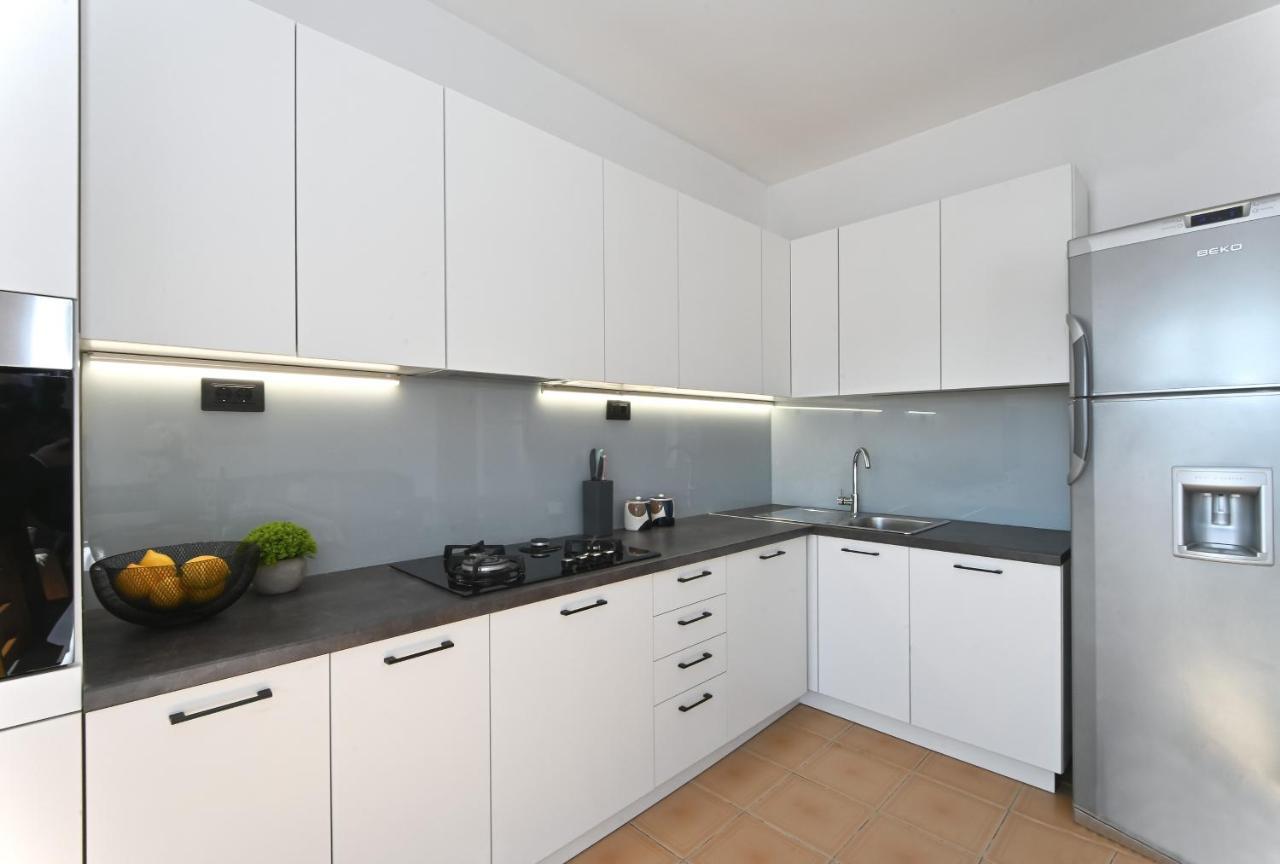 Holiday House Vukman Трогир Экстерьер фото