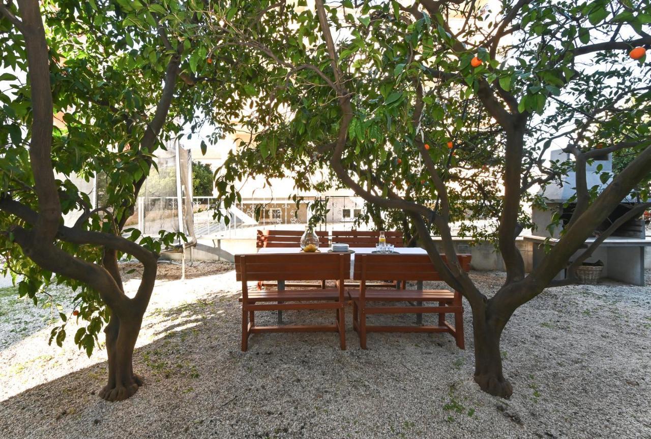 Holiday House Vukman Трогир Экстерьер фото